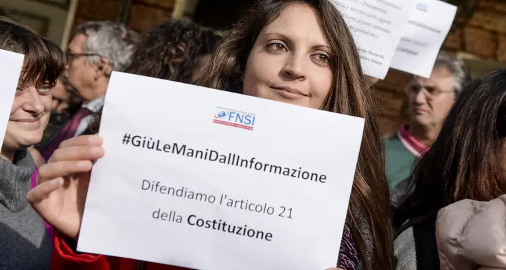 Impegno del governo con la Fnsi: «Il carcere per i giornalisti sarà cancellato»