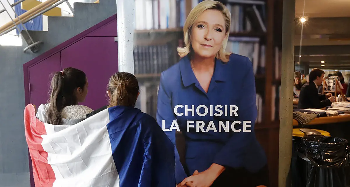 Front National addio, la svolta di Marine