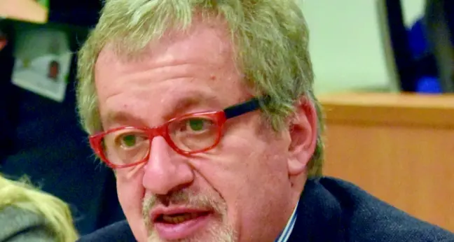 L’ombra del Divo spacca la Lega, l’ira di Maroni