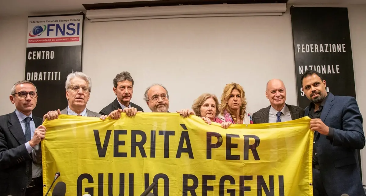 Regeni, i pm: «Fu torturato per giorni»