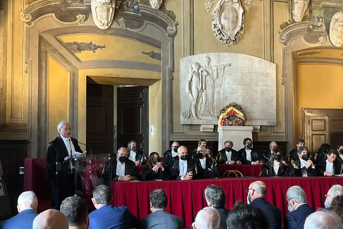 Cerimonia busto Giuseppe Abbamonte a Castel Capuano
