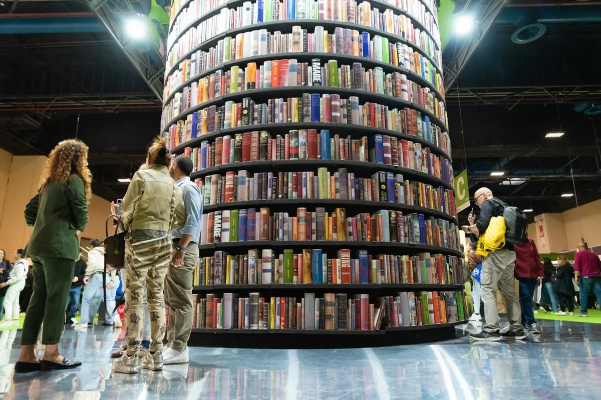 Foto LaPresse 18/05/2023 Torino (Italia) - Cronaca - Salone Internazionale del Libro 2023 - XXXV edizione. Nell\\\\\\'immagine: un momento della fiera presso gli spazi di Torino Fiere-Oval. 18th may 2023 Turin (Italy) - News - International Book Fair 2023 - XXXV edition. In the image: a moment of the fair at the Torino Fiere-Oval spaces. , LAPRESSE