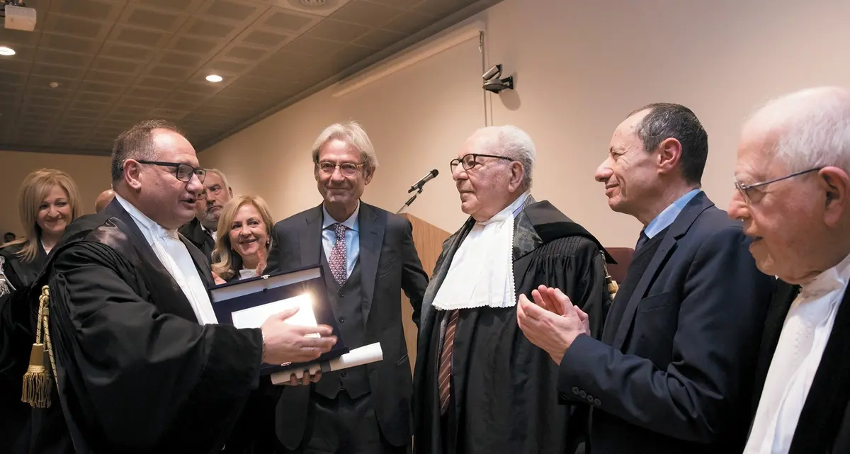 La consegna delle toghe d’oro e di platino agli avvocati