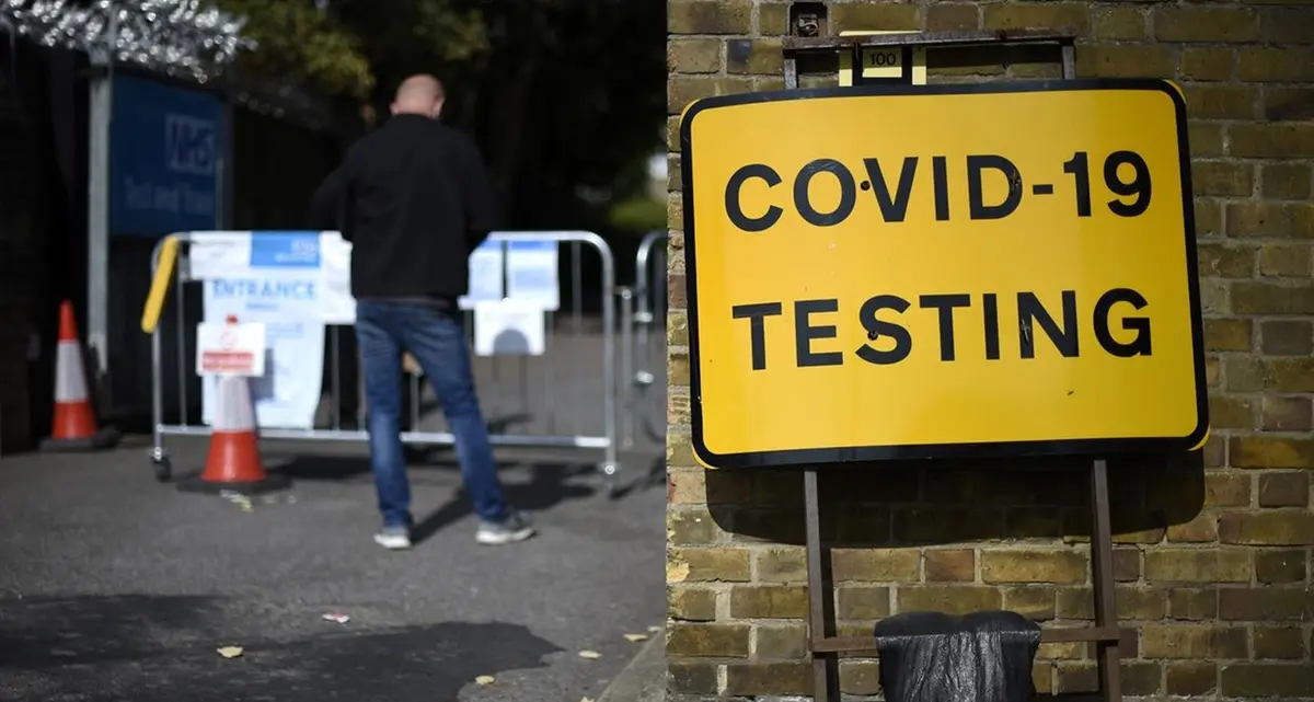 Nuova variante Covid in Gran Bretagna. Le autorità: circola più velocemente