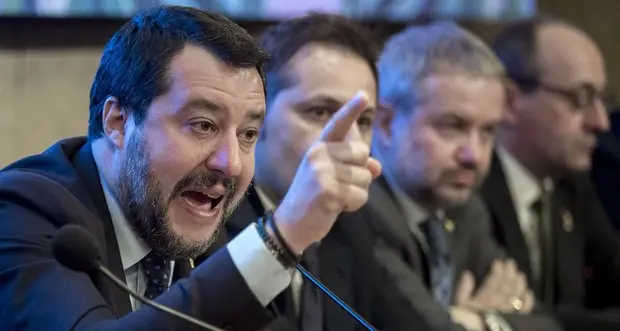 «Coronavirus? I detenuti restino in cella». Salvini si scaglia contro le misure alternative
