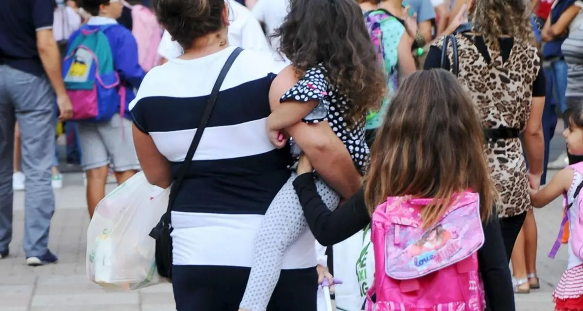 Ius soli\\pro. Chi ha studiato fino alle medie è già italiano