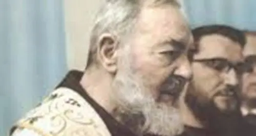 Nuove e vecchie icone pop, da Padre Pio al Grande Fratello