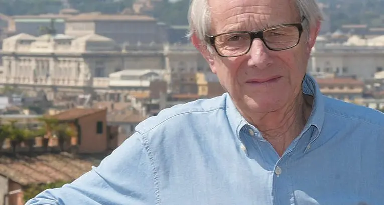 Il ritorno di Ken Loach e il corriere porta a porta «Il lavoro ci ruba la vita»