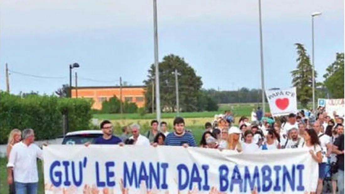 Martina “sballottata” tra i genitori: rischiava di tornare in comunità