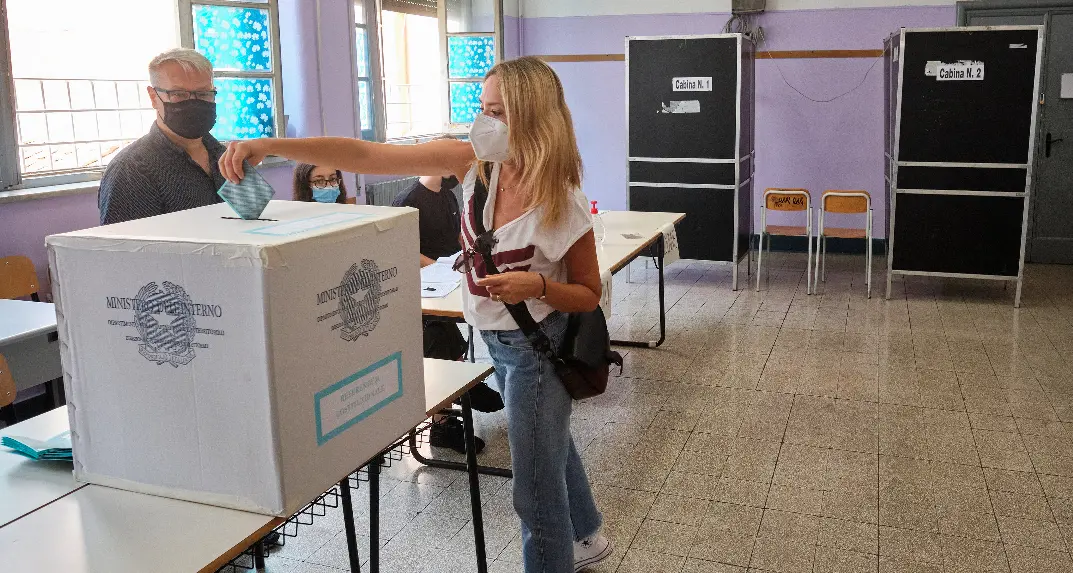 Primo giorno di voto concluso: affluenza quasi al 40 per cento