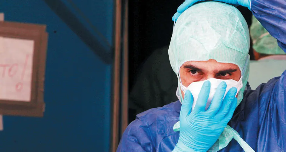 La guerra mondiale ora si fa in maschera e le armi convenzionali non funzionano più