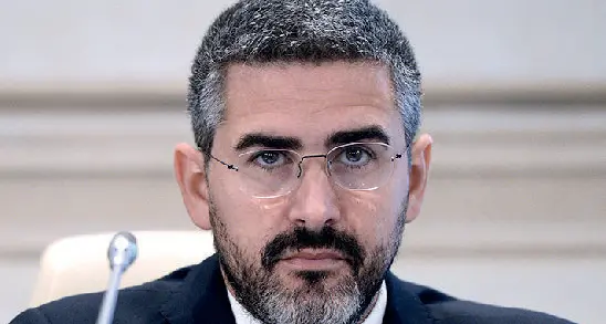Il giro di valzer delle nomine, si comincia con le Entrate