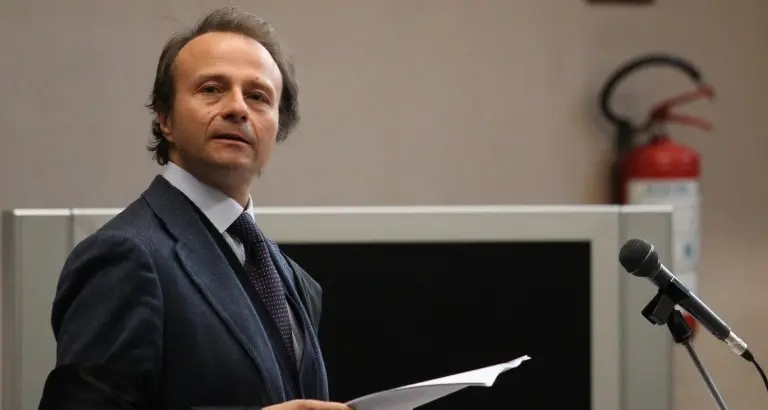 Travaglio assolve Woodcock, ma i pm lo smentiscono