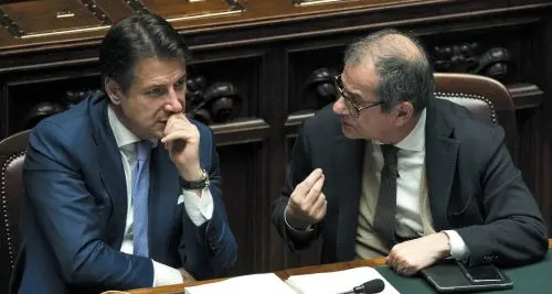 Governo, stallo sui rimborsi: un “ginepraio tecnico” impedisce i pagamenti
