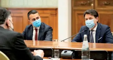 Conte, exit strategy: prendersi il M5S per non finire come Prodi