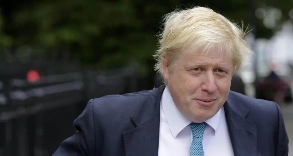 Brexit, Johnson a Macron: «Voglio trovare un accordo»