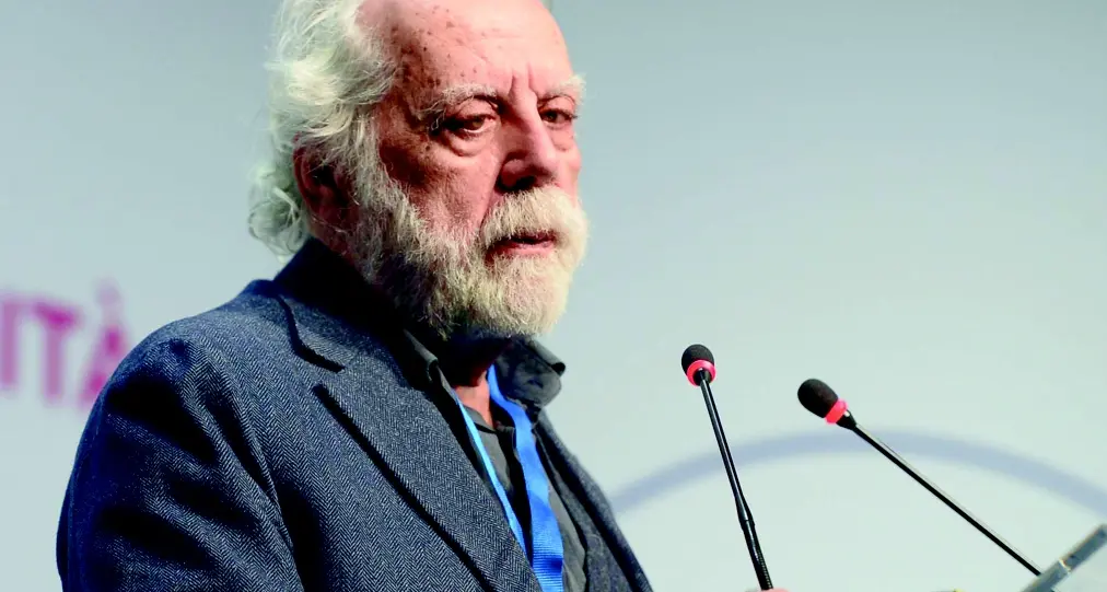 Staino: «Ma quale opposizione: il Pd si sporchi le mani e parli coi 5 Stelle!»