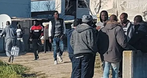 Sgombero del ghetto di Felandina. LasciateCIEntrare ricorre al Tar