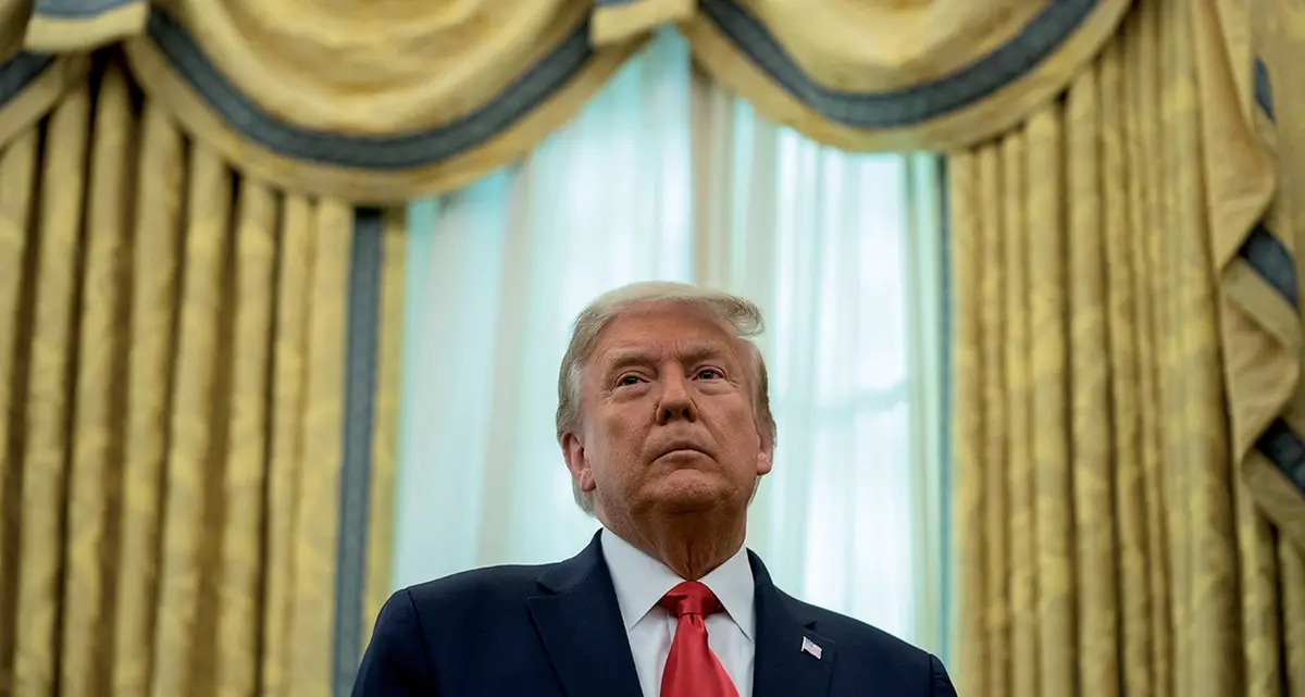 The Donald lascia la Casa ma prima vuole la grazia...