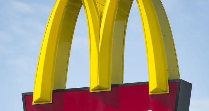 Giusto licenziare il Cero di McDonald's. L'amore non c'entra niente