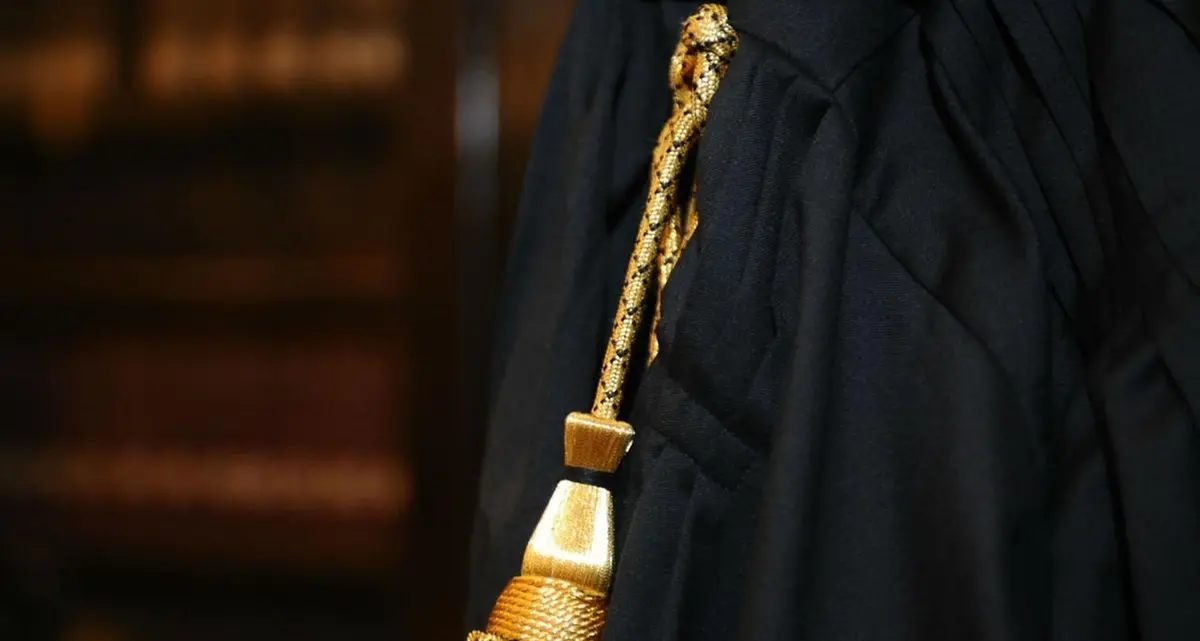 Il dovere e l'orgoglio di essere avvocato, senza limitarsi a indossare una toga