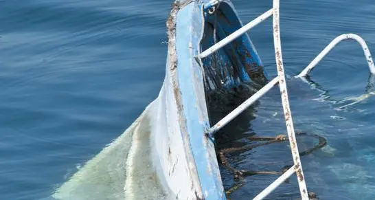 Migranti, si teme nuova strage. Sulla Open Arms è scontro per il trasferimento dei 107