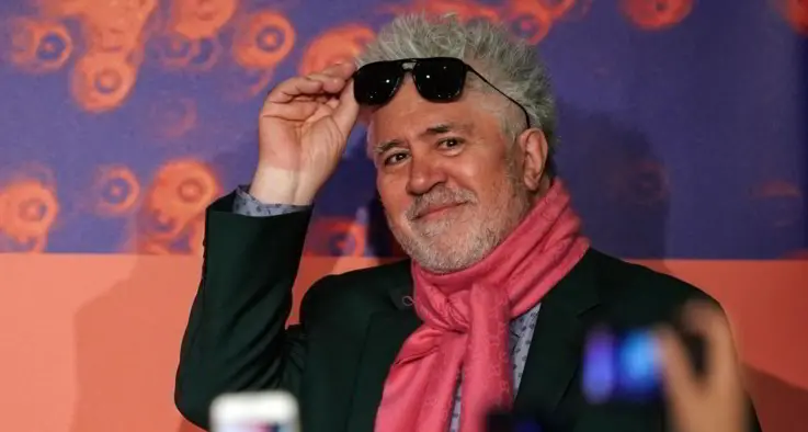 Almodovar: «Che bella emozione tornare qui al Lido dove cominciò tutto»