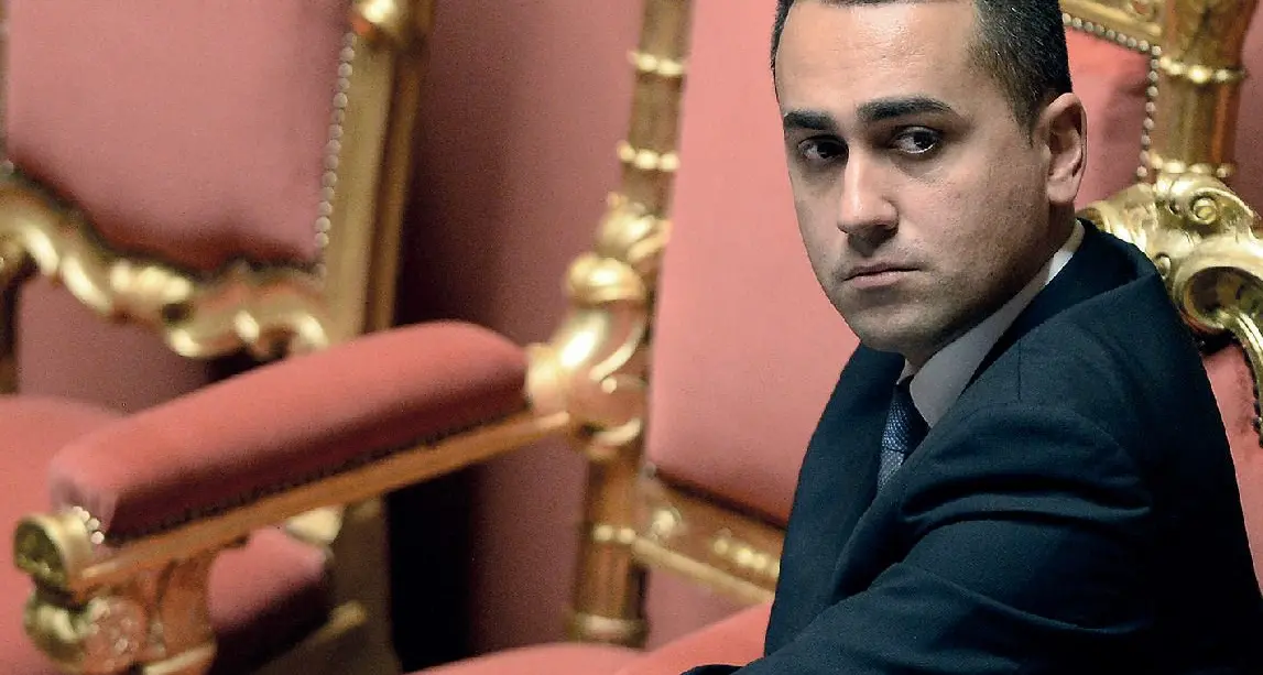 Fuga dal Movimento, al Senato lascia anche Luigi Di Marzo