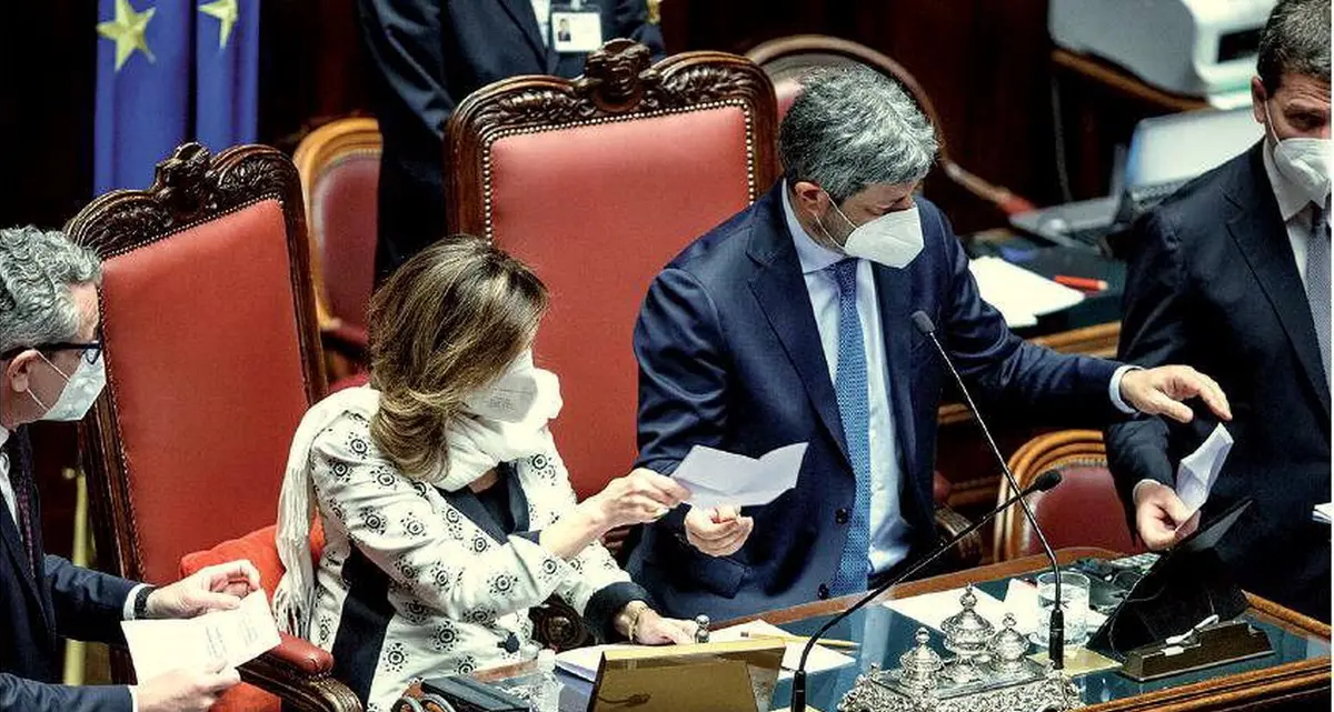 La lezione del Parlamento delegittimato e tagliato