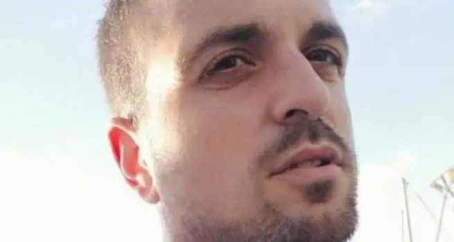 Castel Volturno: passeggia in strada, investito e ucciso da un'auto pirata