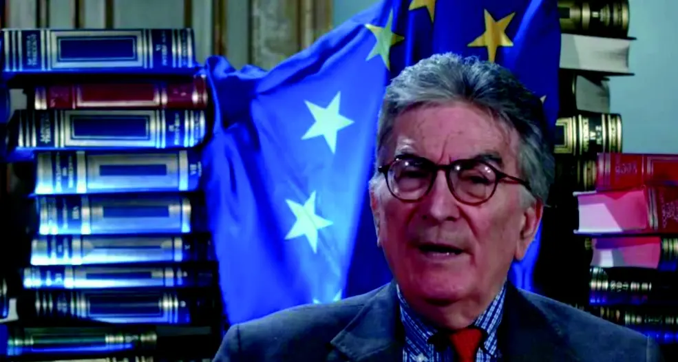 Pasquino: «Ha ragione Bersani: Il M5S è un partito di centro sinistra»