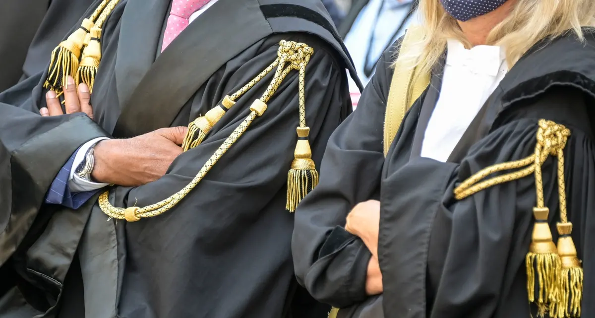 Sondaggio di Cassa forense 2022: dal gender gap alle “tentazioni di fuga”