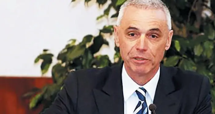 Palù categorico: «Obbligo vaccinale per chi ricopre funzioni pubbliche»
