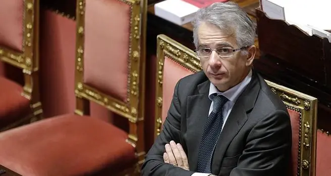 Il magistrato Cosimo Maria Ferri non torna in toga ma “fuori ruolo” con Nordio