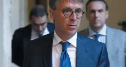 Le trame dei burocrati che spingono Cantone a chiudere con l’Anac
