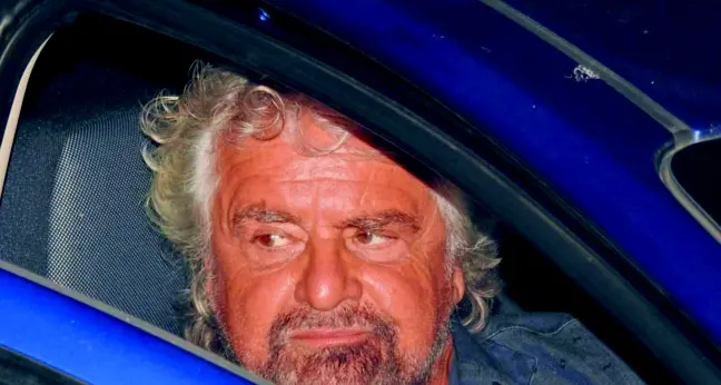 Grillo sempre più a destra: «Niente cittadinanza ai bimbi nati in italia»