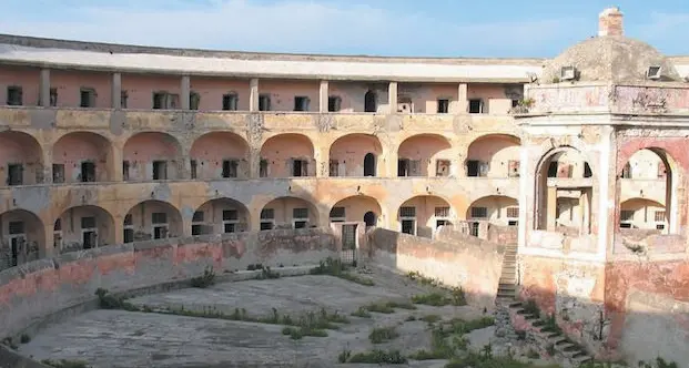 Pertini e Settembrini reclusi eccellenti. Solo “Fra Diavolo” evase da Santo Stefano