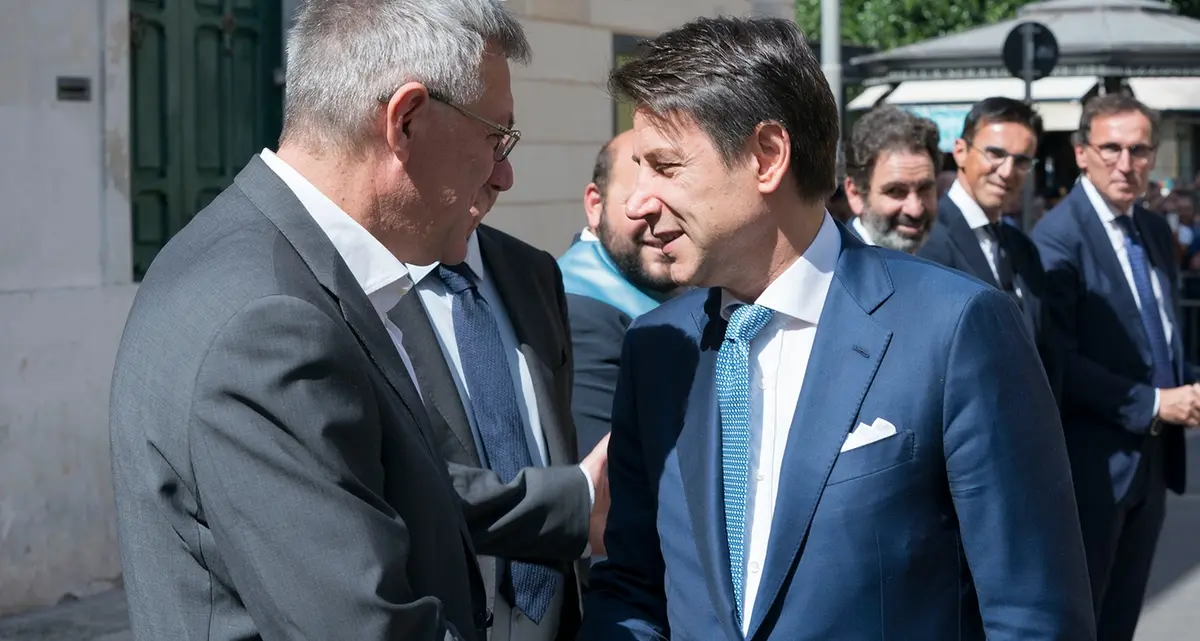 Da Landini il rosso ai mercati finanziari: Conte rassicura tutti
