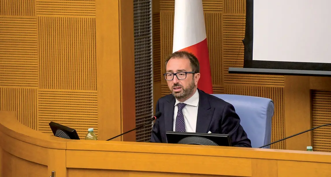 Digitale, edilizia giudiziaria e misure alternative: ecco il Recovery plan di Bonafede
