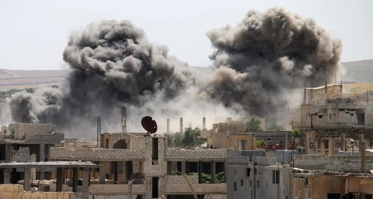 Le forze turche avanzano in Siria, ma l'Occidente chiede di fermarsi