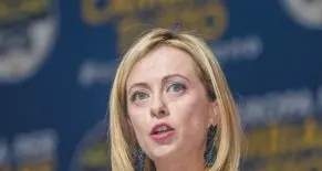 La fuga da Fi è già iniziata e Meloni vuole il sorpasso