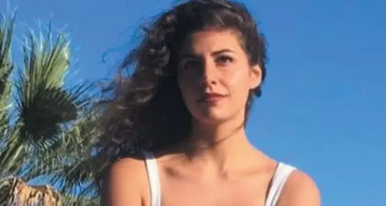 Libera Deborah, la ragazza che ha ucciso il padre