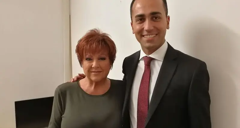 Orietta Berti confessa la passione per \"il bel Di Maio\" e il Pd la denuncia all'Agcom