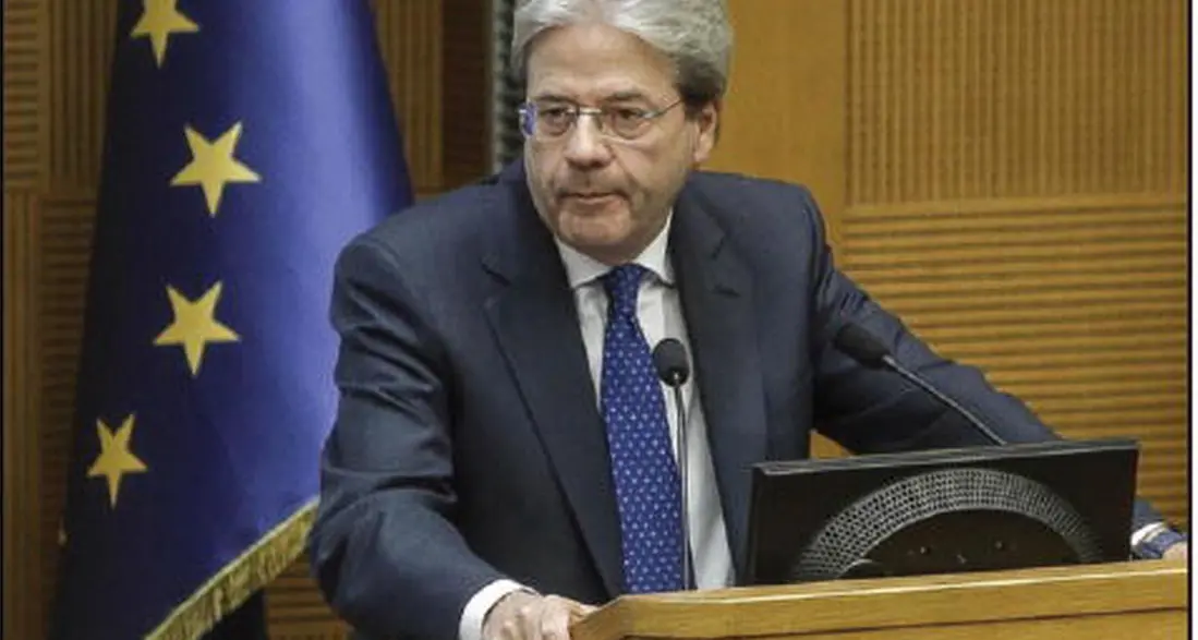 Gentiloni: «Sto qui finché non mi cacciano...»