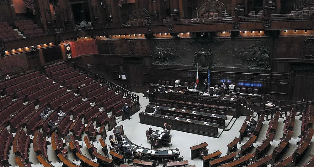 Parlamento, il taglio può attendere. Quorum per il referendum