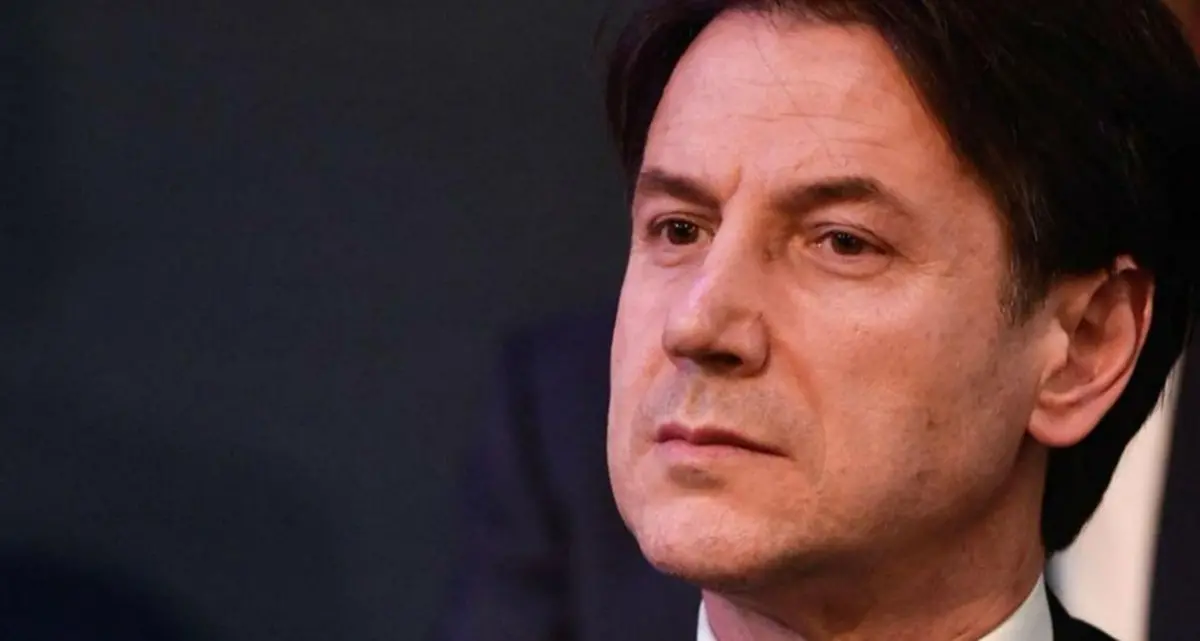 Crisi a 5 Stelle, la crepa nel Movimento fa tremare anche Conte