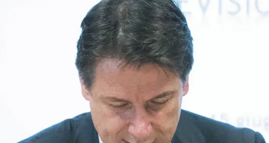 Conte: «Ong più trasparenti»