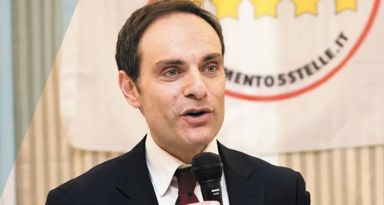 Urraro (5S): «Il Carroccio deve rispettare il contratto»