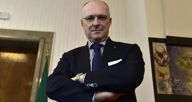 Ricciardi avvisa: \"Se i contagi salgono niente scuola né elezioni\"