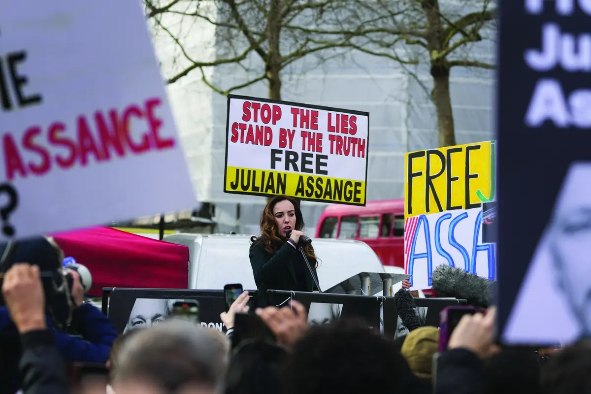 Stella Assange wife of Julian Assange gives a speech outside the Royal Courts of Justice in London, Tuesday, Feb. 20, 2024. WikiLeaks founder Julian Assange will make his final appeal against his impending extradition to the United States at the court. (AP Photo/Kirsty Wigglesworth) Associated Press / LaPresse Only italy and Spain , APN